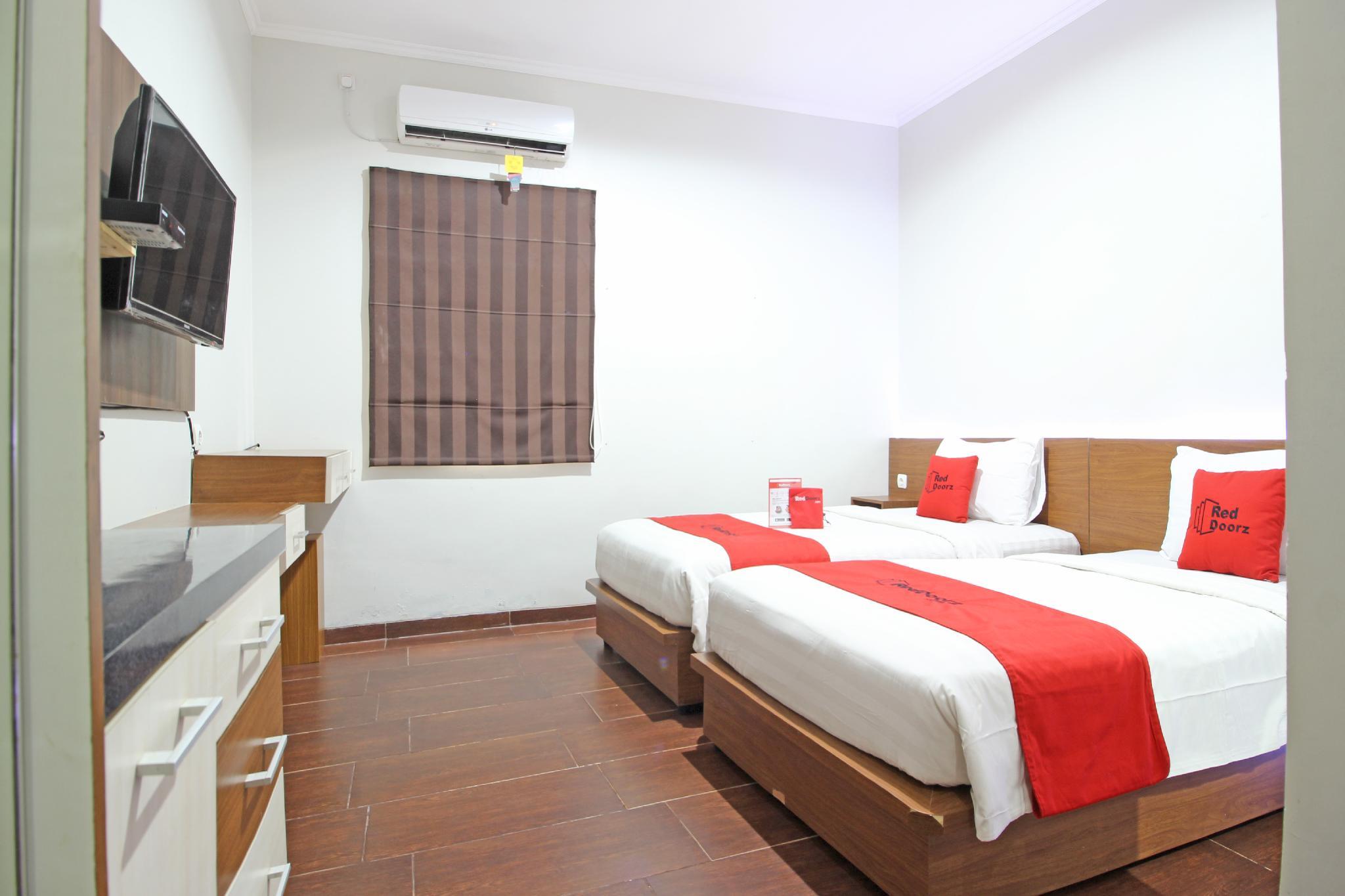 Reddoorz Near Jogja City Mall Melati Luaran gambar
