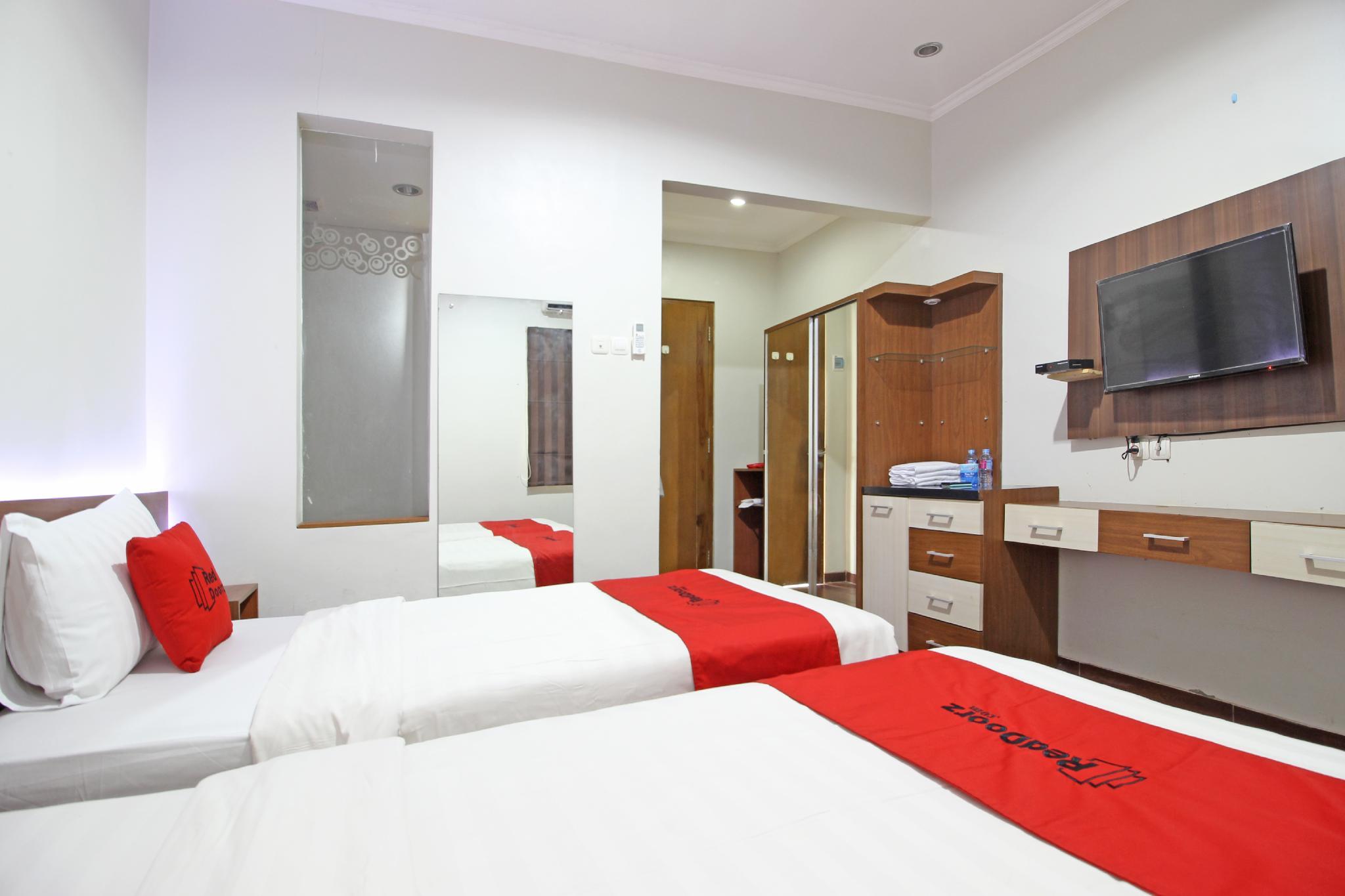 Reddoorz Near Jogja City Mall Melati Luaran gambar