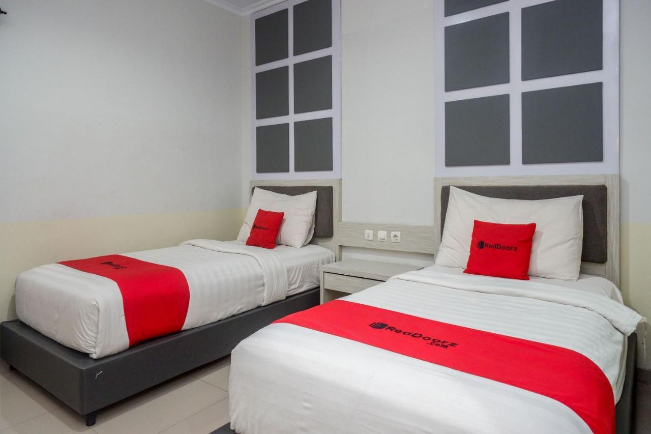 Reddoorz Near Jogja City Mall Melati Luaran gambar